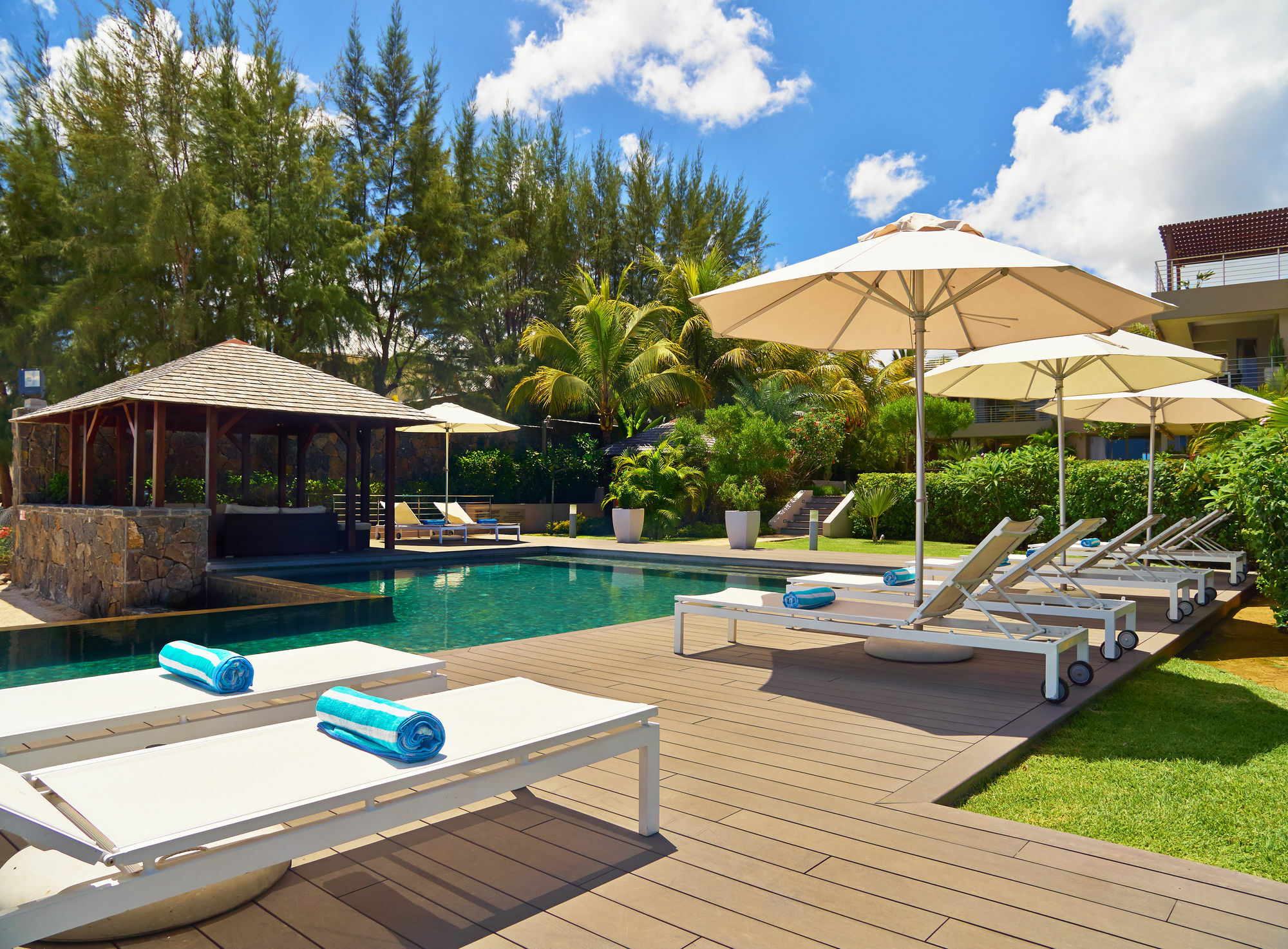 Bon Azur Beachfront Suites & Penthouses With Lov Trou aux Biches Dış mekan fotoğraf